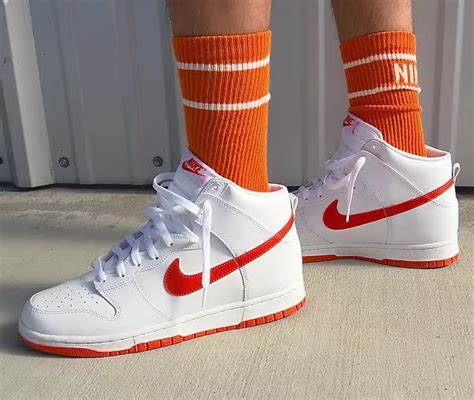 nike dunks that dropped today.